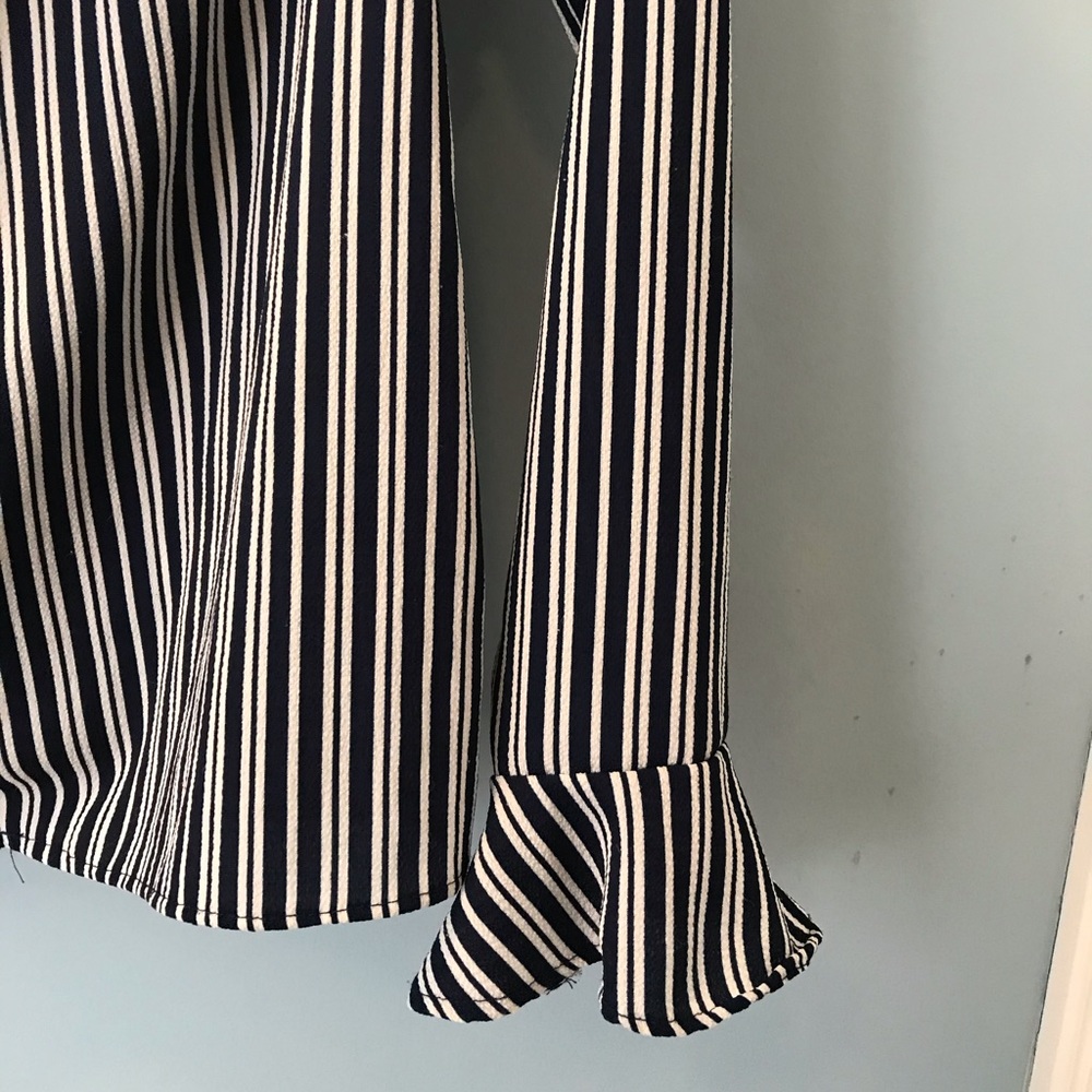 Divided Striped and Ruffled Top - Picture 5 of 5
